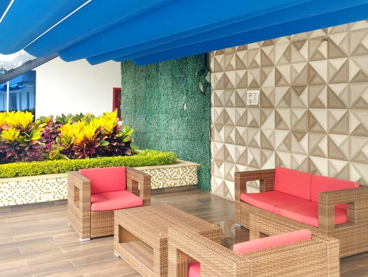 Hotel Royal Elim International Cali Esterno foto The Sky Lounge
