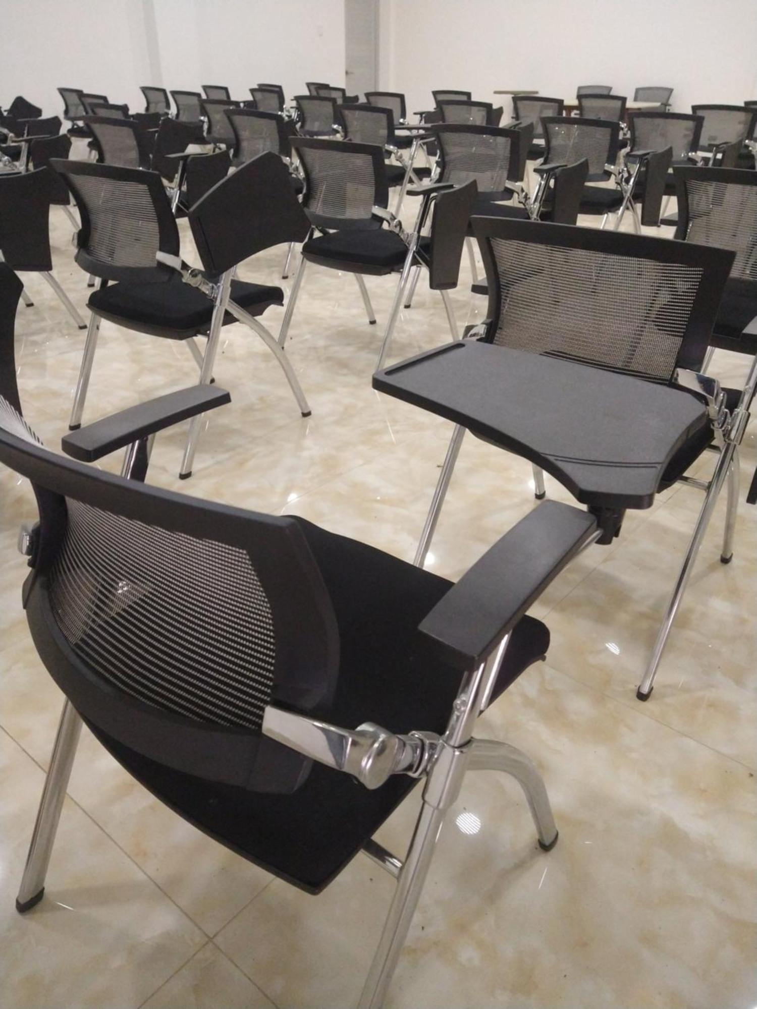 Hotel Royal Elim International Cali Esterno foto Stackable chairs