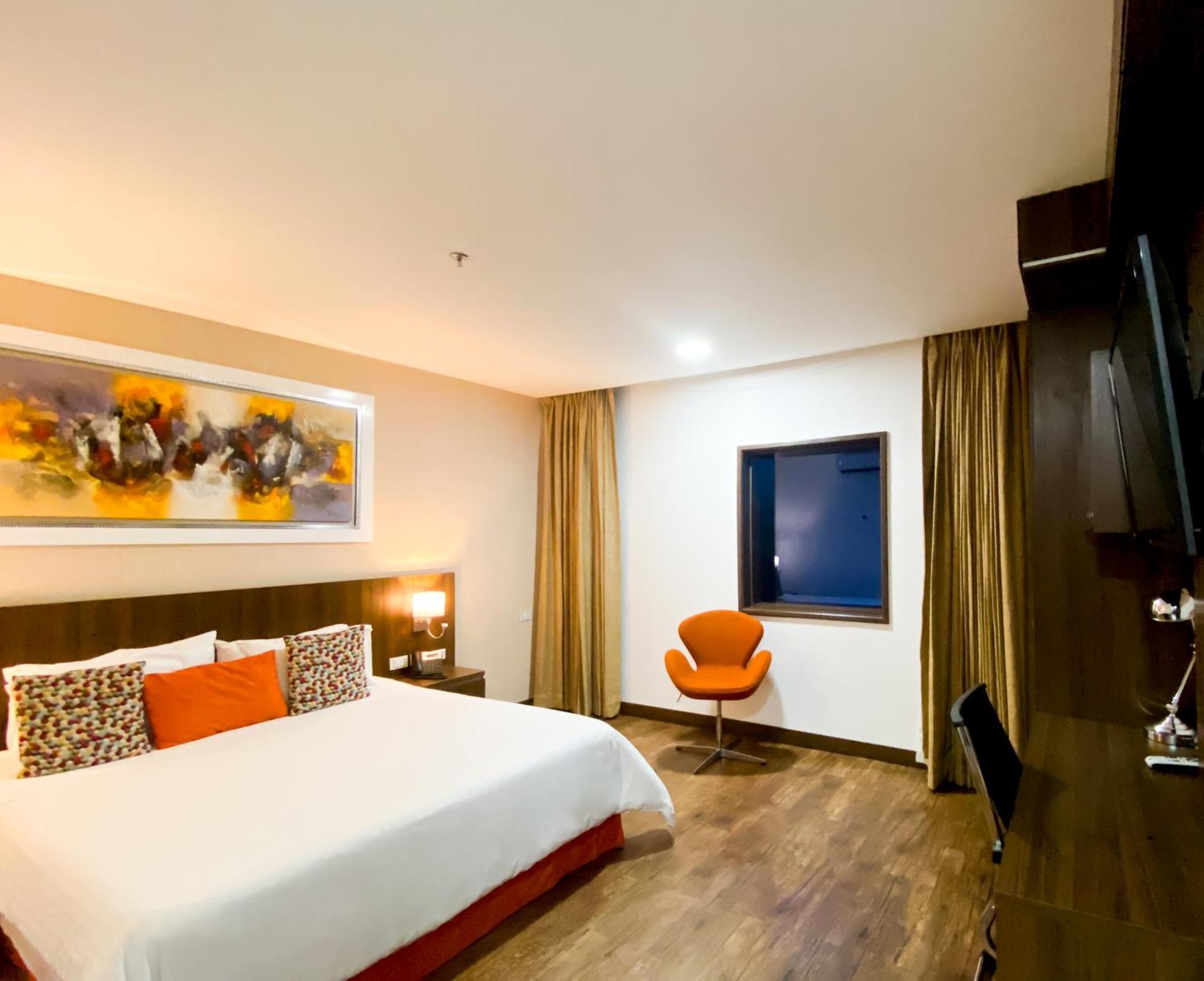 Hotel Royal Elim International Cali Esterno foto Suite