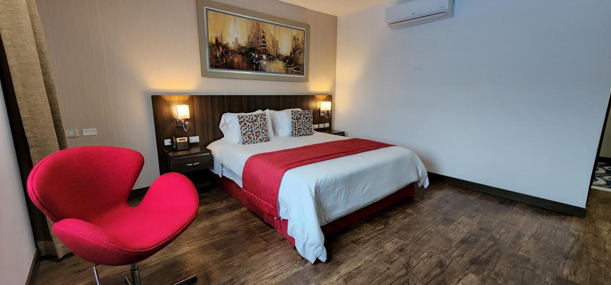 Hotel Royal Elim International Cali Esterno foto A room at the hotel